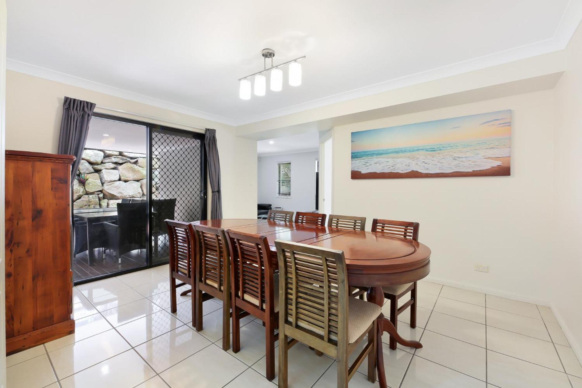 Glorious 5-Bed Amidst Nature In Burleigh Heads Villa Gold Coast Exterior photo