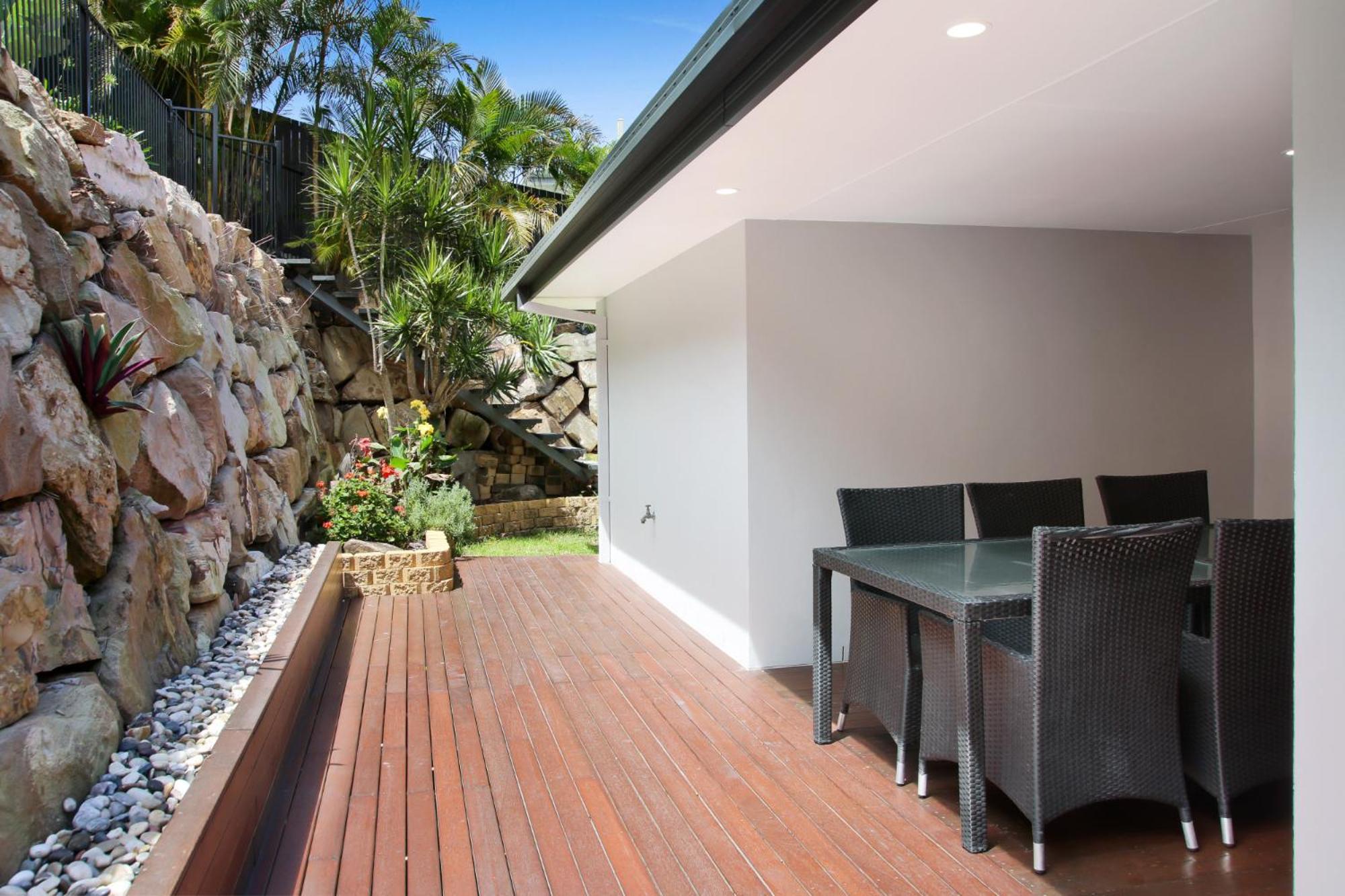 Glorious 5-Bed Amidst Nature In Burleigh Heads Villa Gold Coast Exterior photo